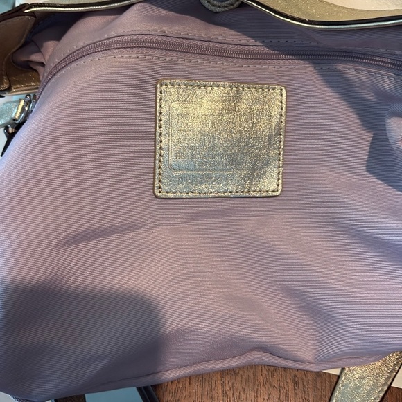 Coach F17219  Soho leather/metallic shoulder bag  ivory cream/gold 3 compartment - Picture 17 of 17